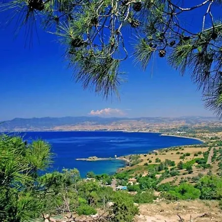 فيلة How To Rent Your Own Private Luxury Holiday In For Less Than Basic Pernera 1207 *