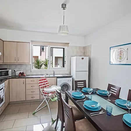 فيلة How To Rent Your Own Private Luxury Holiday In For Less Than Basic Pernera 1207